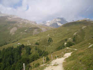 wpe23.jpg (170050 bytes)