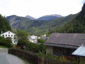 wpe9.jpg (185069 bytes)